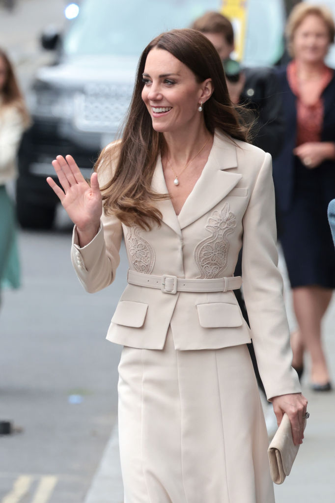 Kate Middleton wearing Monica Vinader pearl necklace