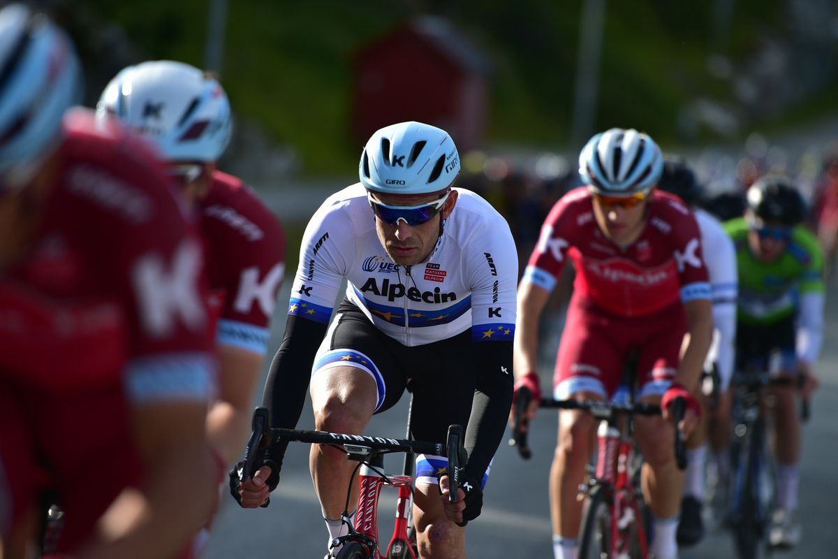 Alexandre Kristoff (Katusha-Alpecin) tucked in