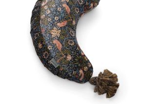 A close of up of the William Morris print on the DockATot La Maman Wedge Nursing Pillow