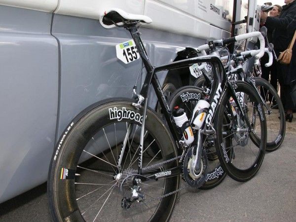 High Road is racing on Giant's new TCR Advanced SL frame.