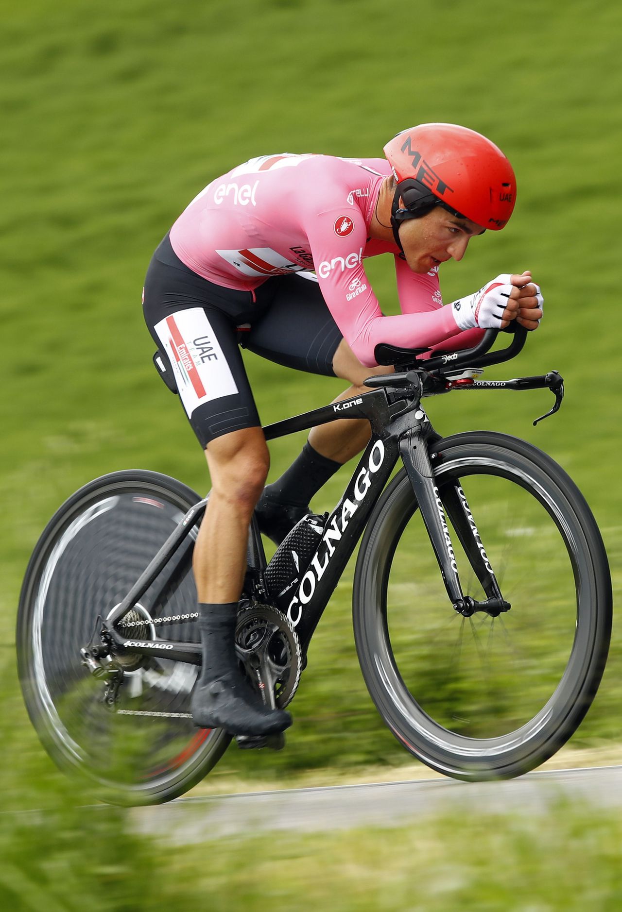Valerio Conti (UAE Team Emirates) did enough to keep the pink jersey