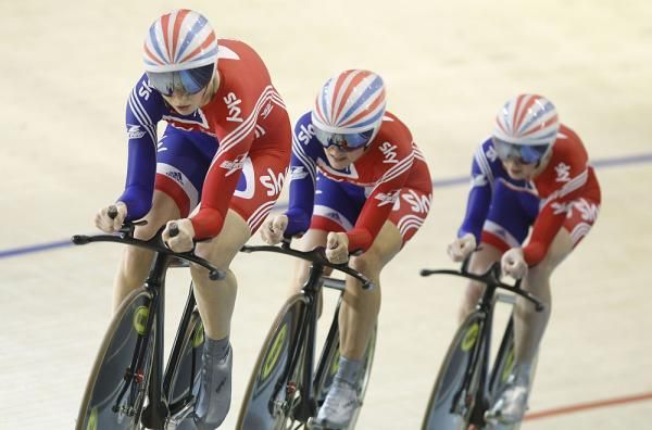 The British pursuit team got the silver.