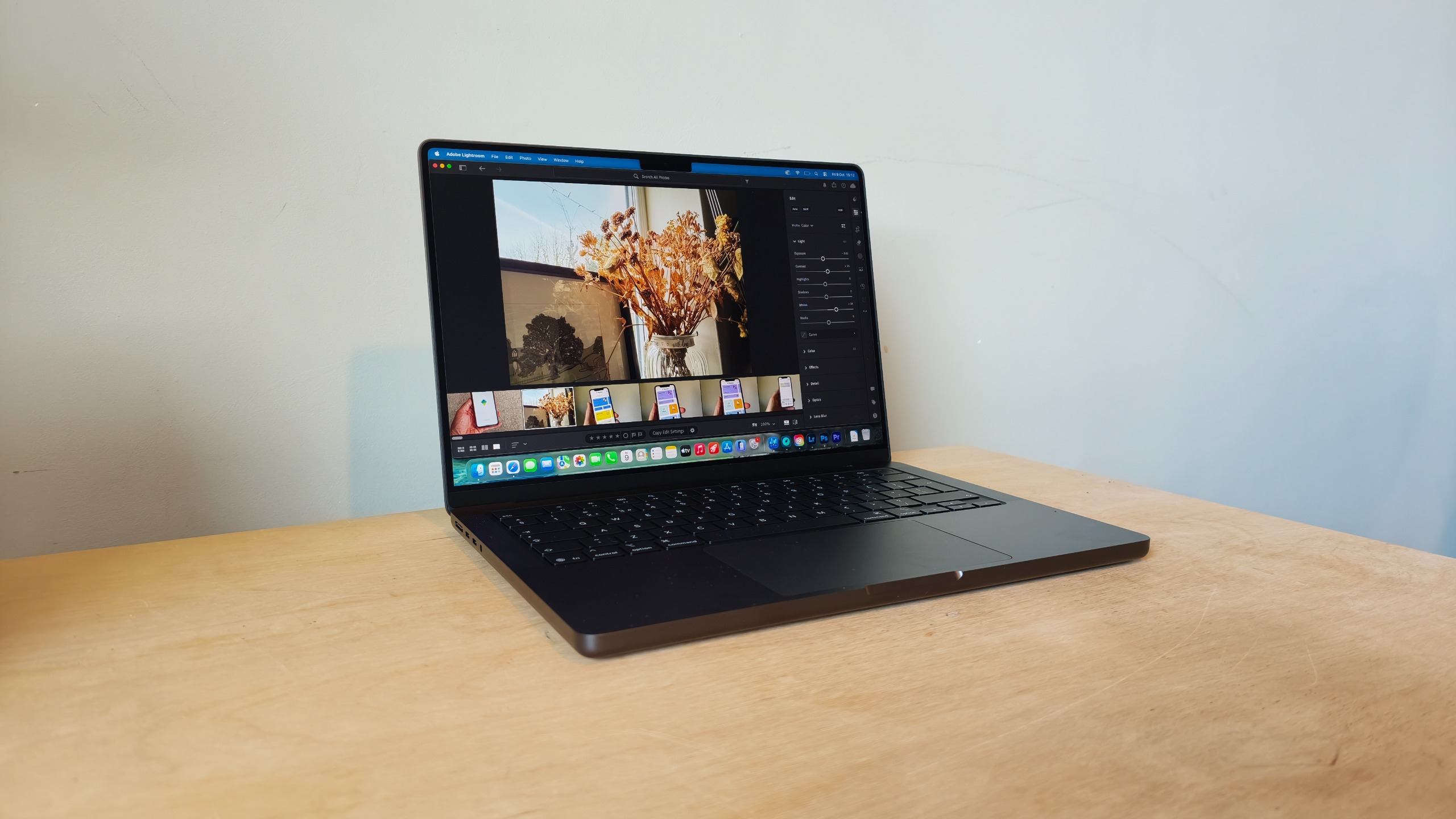 MacBook Pro M5 14-inch