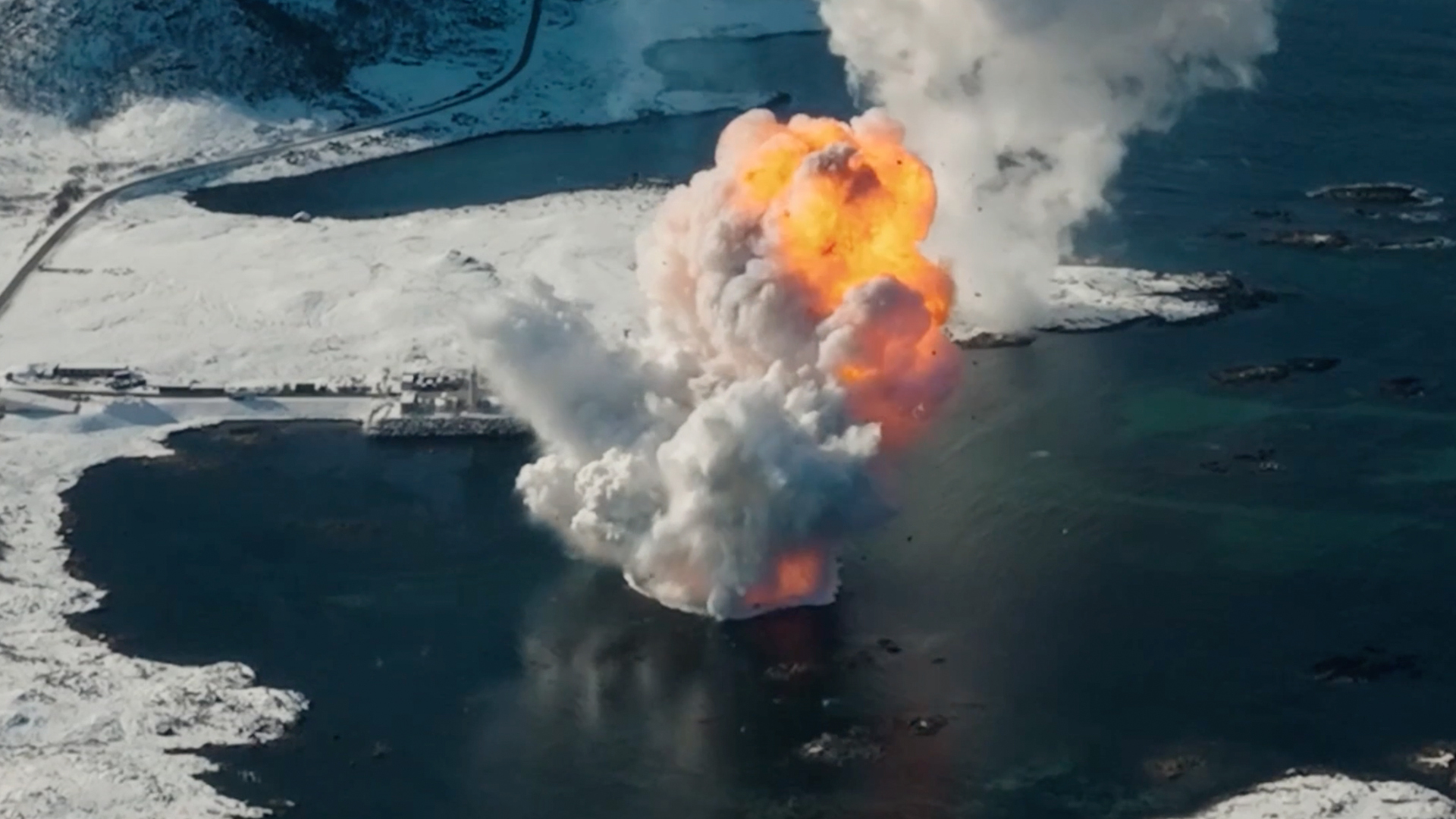Watch a private German rocket explode during 1st orbital launch attempt from European soil (video)