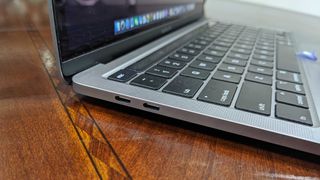 MacBook Pro (2020) vs Dell XPS 13 (2020)