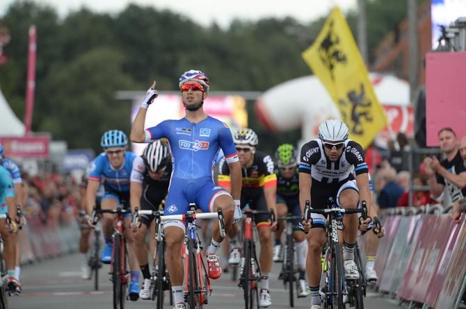 Nacer Bouhanni wins stage 4