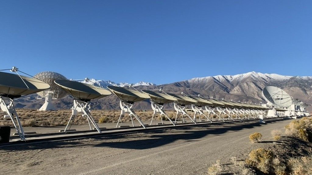 Dishes in California&#039;s Owens Valley make up an array designed to pinpoint the sources of fast radio bursts.