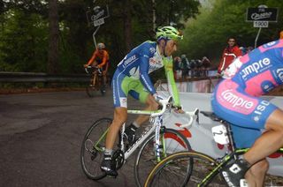Ivan Basso ( Liquigas-Cannondale) kept himself in touch with the overall leaders