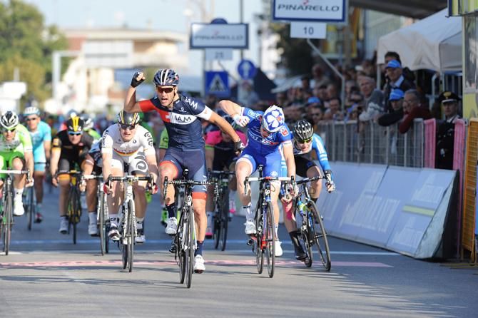 Matteo Pelucchi (IAM Cycling) wins stage 2 in Tirreno-Adriatico