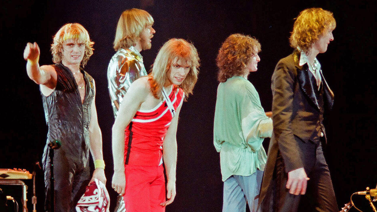 Alan White, Rick Wakeman, Steve Howe, Jon Anderson and Chris Squire of Yes take a final bow st Wembley Arena, on October 28th, 1978 in London, England. (Photo by Pete Still/Redferns)