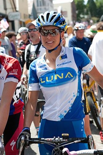 Katrina Nash (Luna) at the start.