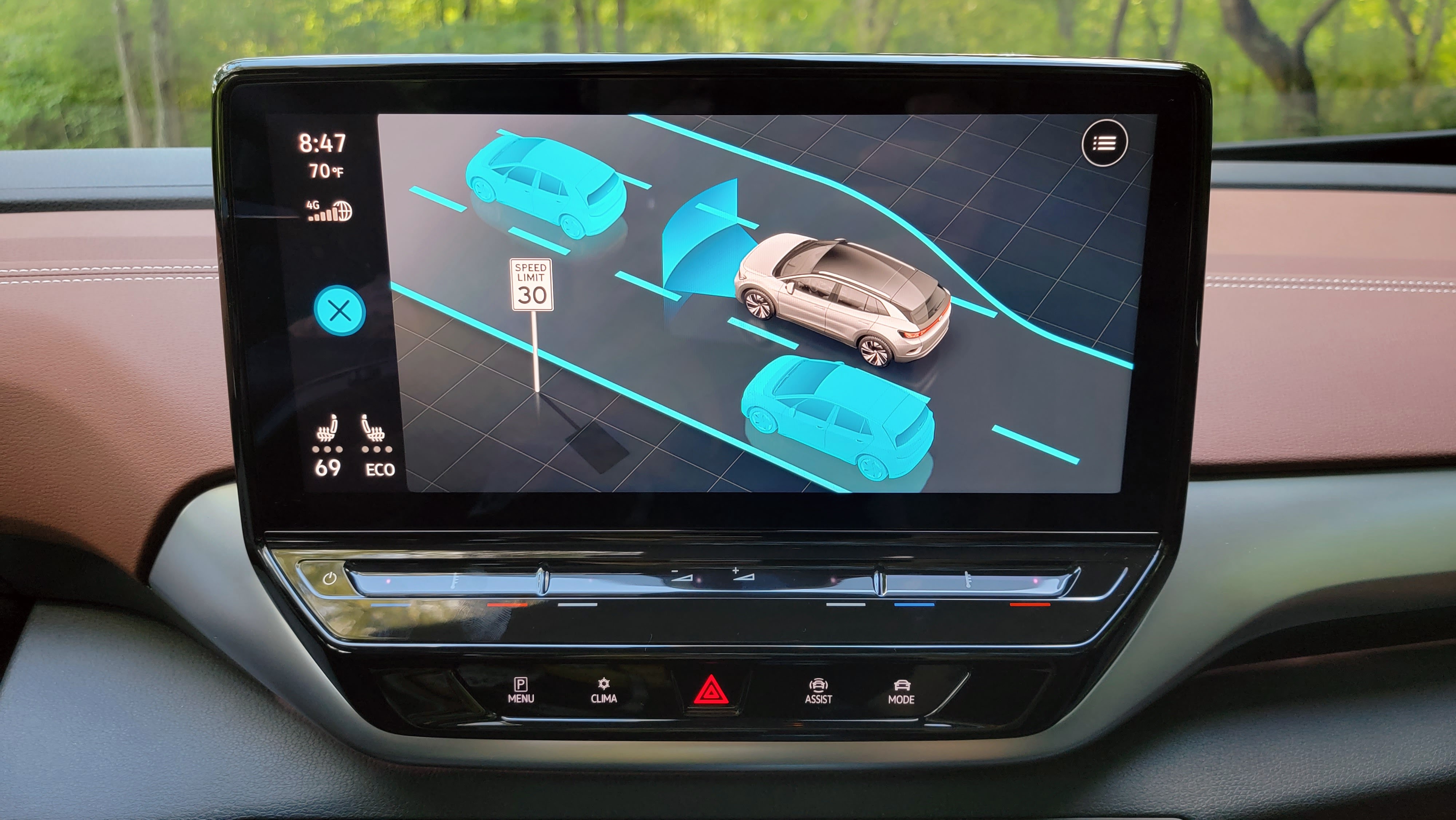 VW ID.4 AWD infotainment screen