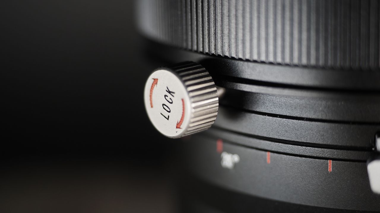 Laowa 15mm f/4.5 Zero-D Shift Lens
