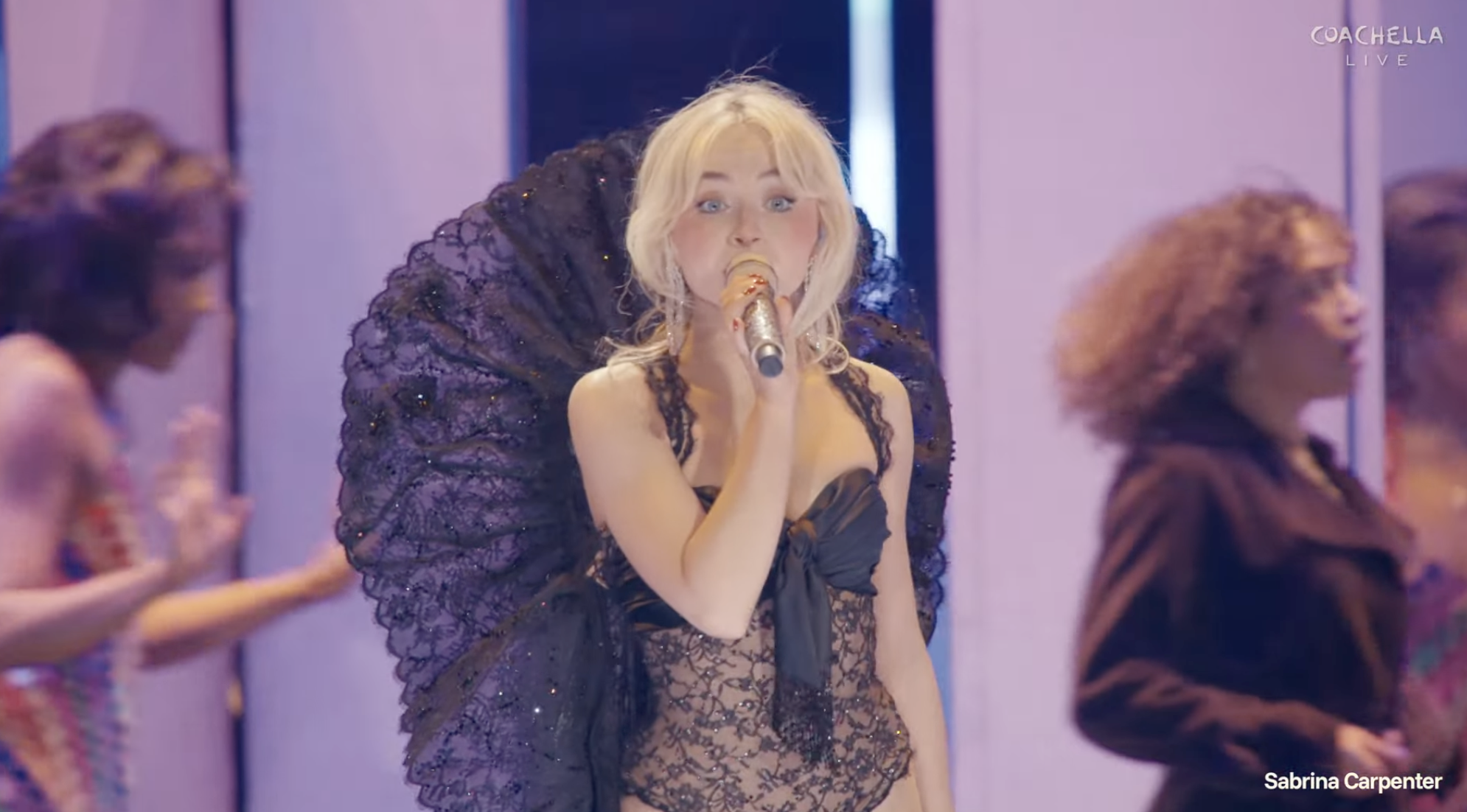 Sabrina Carpenter's Coachella 2026 performance outfits