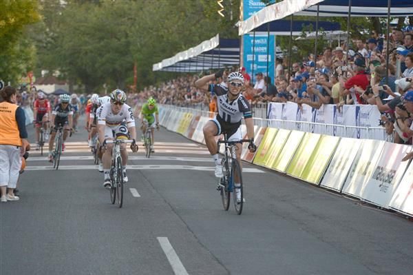 Marcel Kittel wins the first race for Giant-Shimano at the 2014 People's Choice Classic