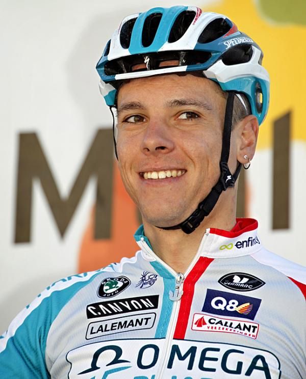 Philippe Gilbert supports the UCI's ban on radios.