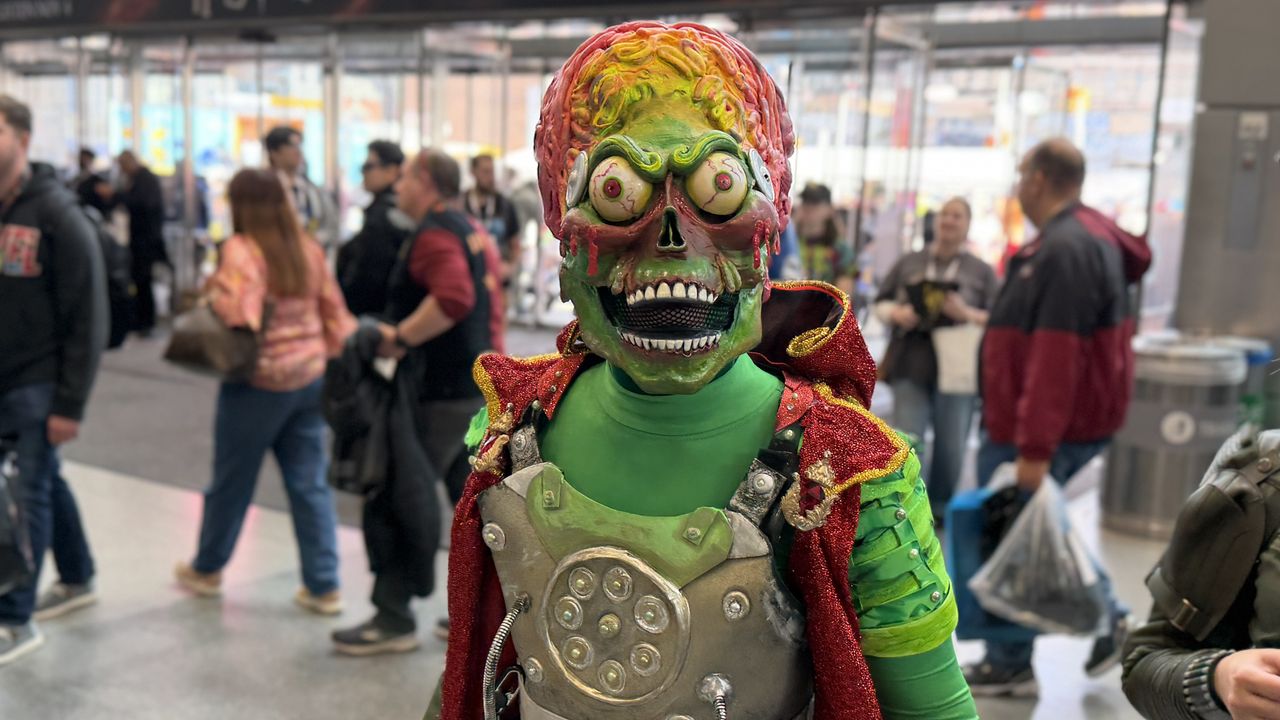 NYCC cosplayers captured with the iPhone 17 Pro Max