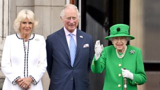 ) Camilla, Duchess of Cambridge, Prince Charles, Prince of Wales, Queen Elizabeth II on the balcony of Buckingham Palace on June 05, 2022