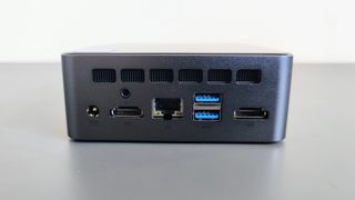 The port selection on the NucBox G1