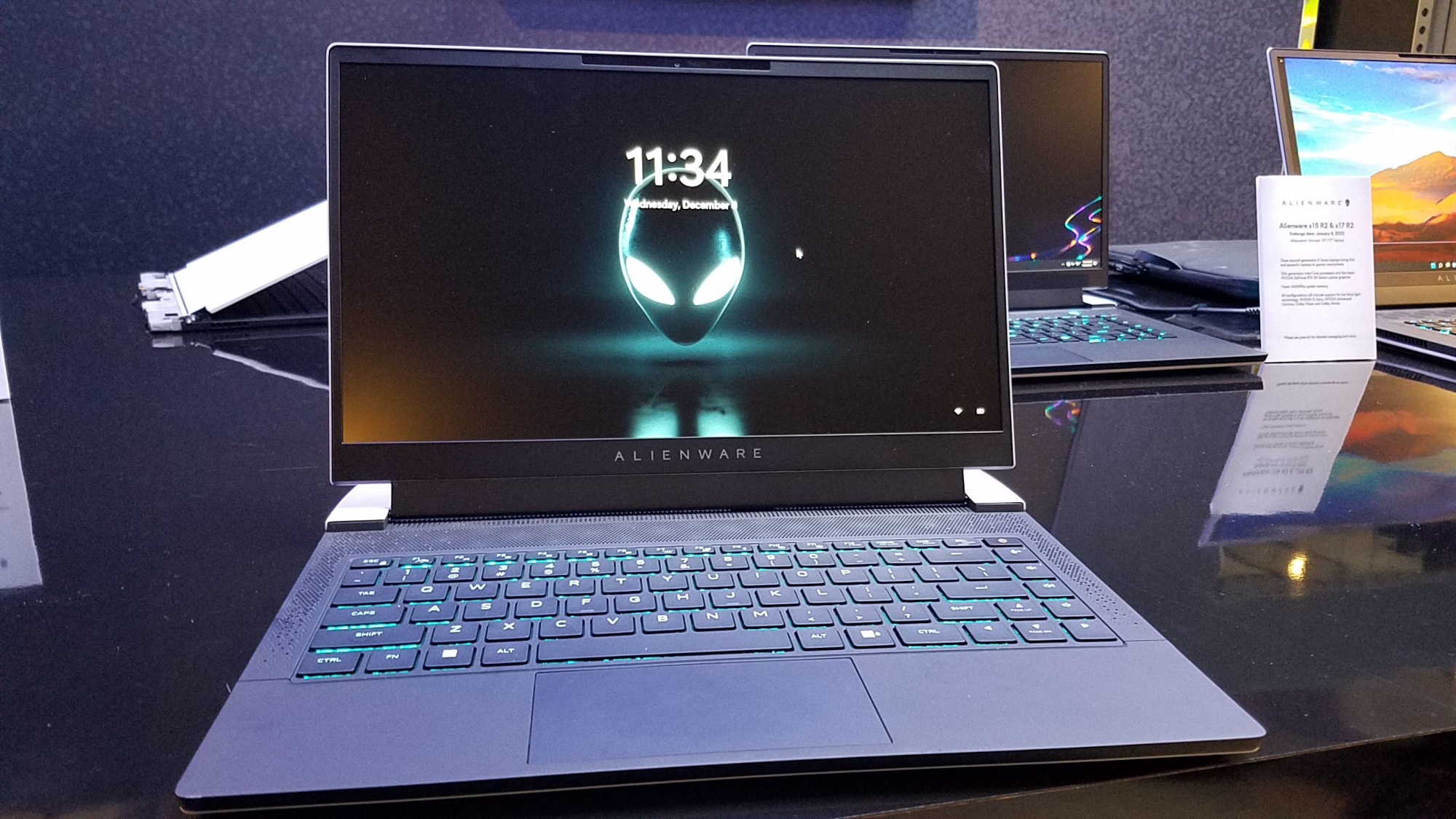 Alienware x14 display