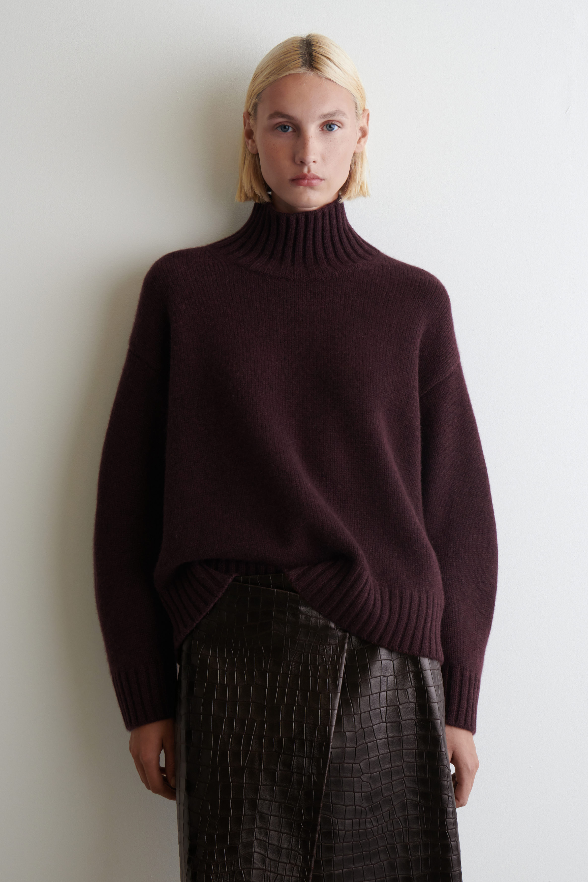 Cashmere Funnel-Neck Jumper