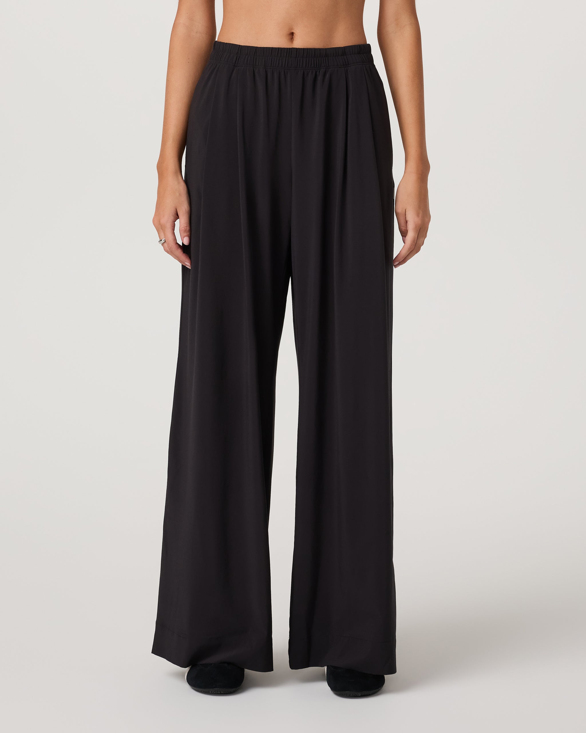 Villa Vibes Wideleg - Black - Xxs