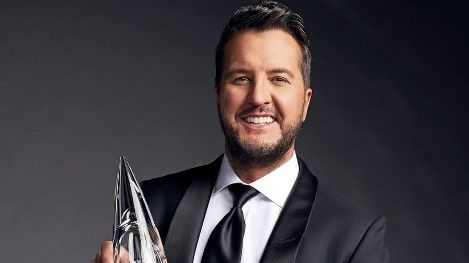 Luke Bryan CMA Awards