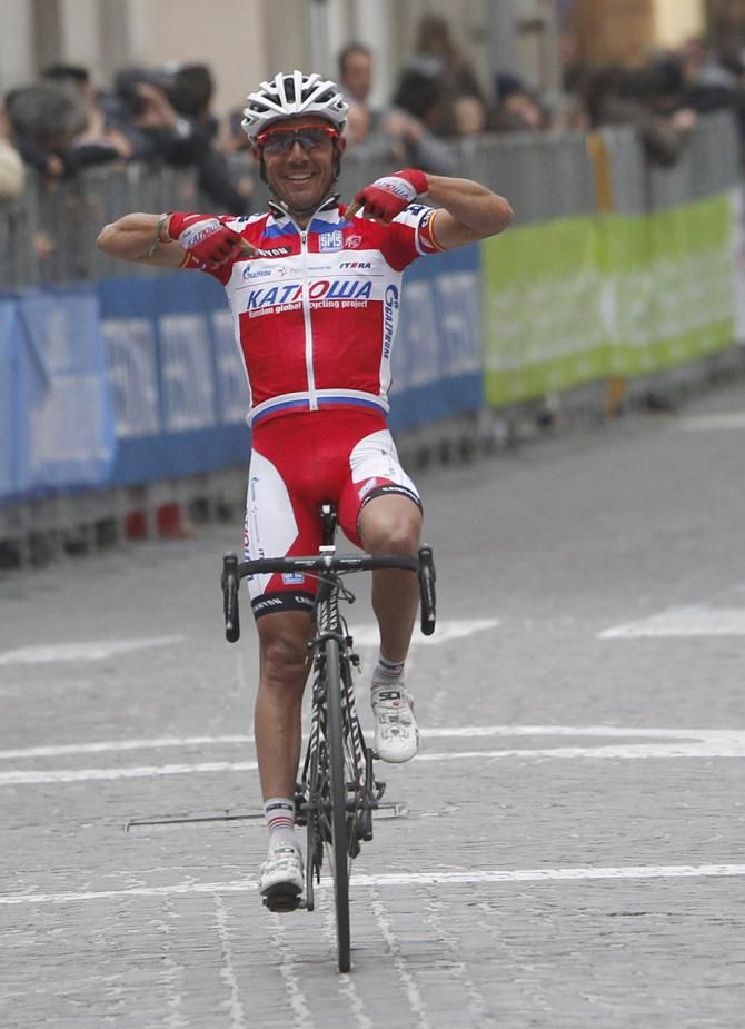 Joaquim Rodriguez (Katusha) wins stage 5