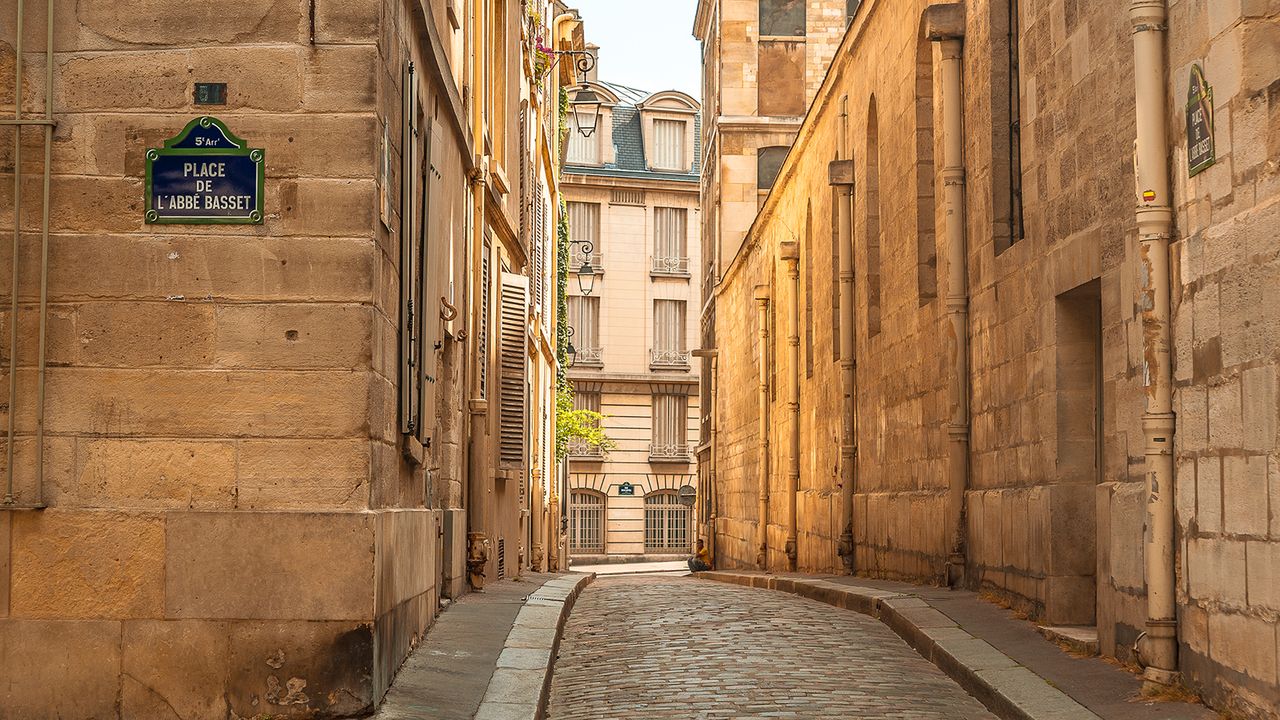 Riviera Travel deal, paris cobbled street