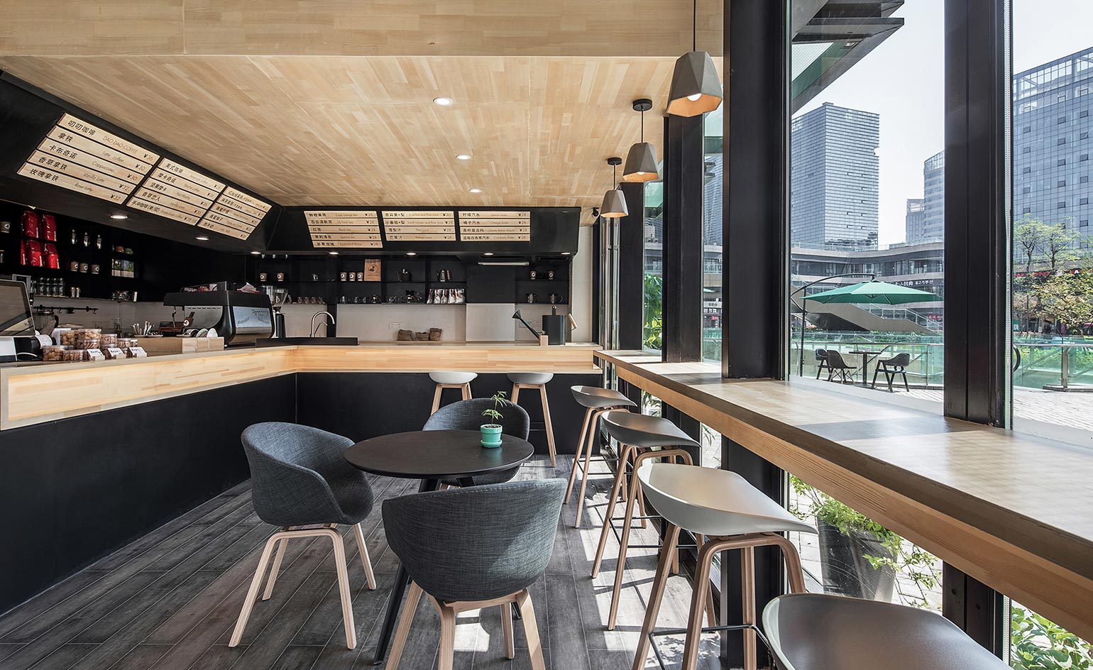 cafeteria with outdoor view