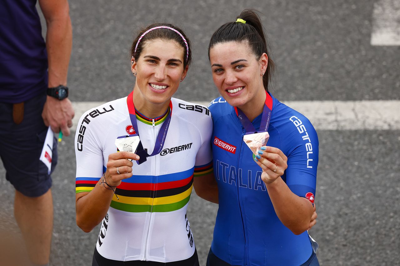 European Championships Munich 2022 - 2022 UEC Road Elite European Championships - Women's Road Race - 21/08/2022 - Elisa Balsamo (ITA) - Rachele Barbieri (ITA) - photo Luca Bettini/UEC/SprintCyclingAgency&Acirc;&copy;2022