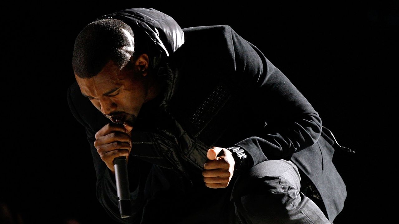 Kayne West performs at the Grammys in 2008