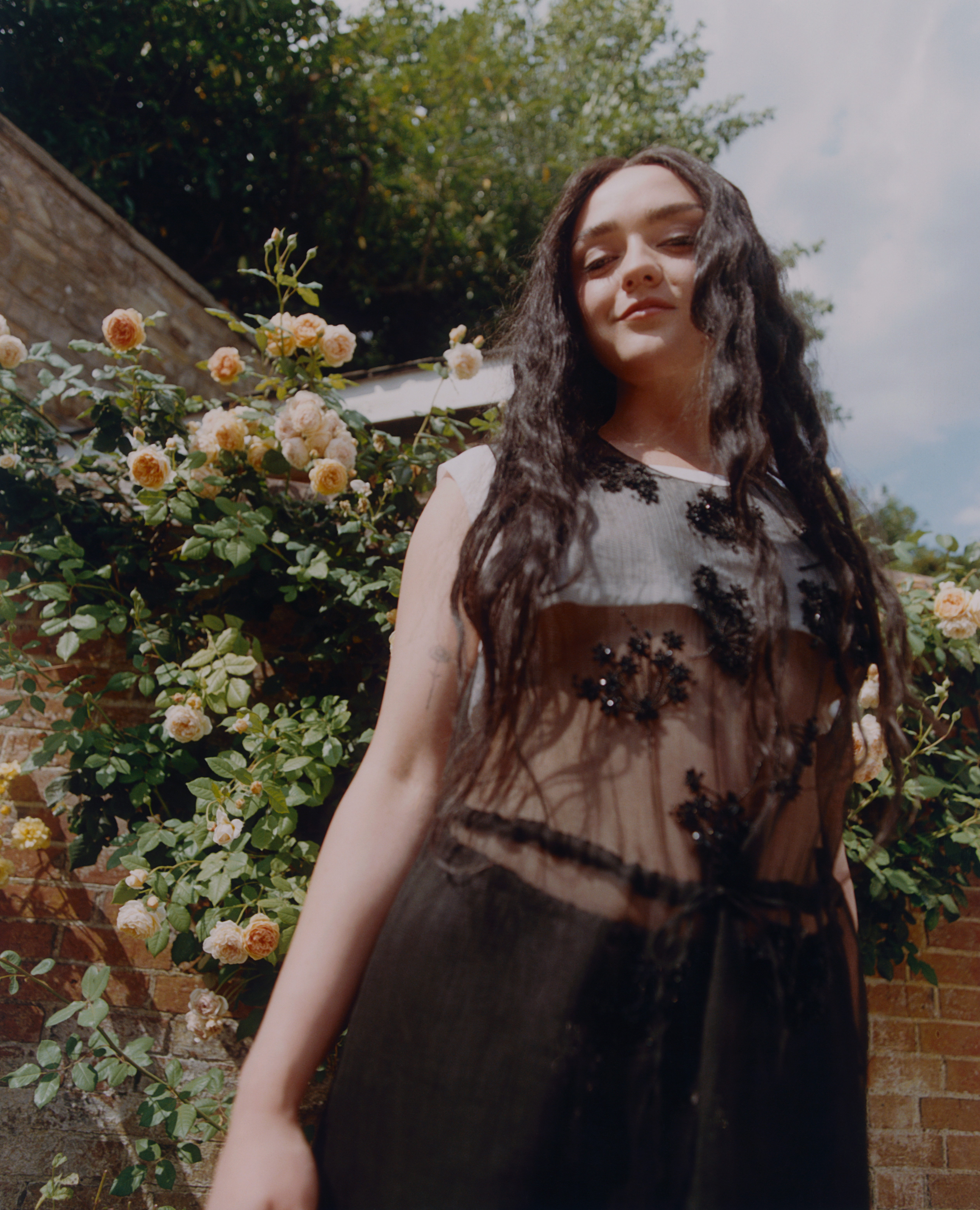 Under Her Spell&amp;mdash;Maisie Williams Talks Practical Magic 2, Turning 30 and the Charm of the Shockingly Ordinary