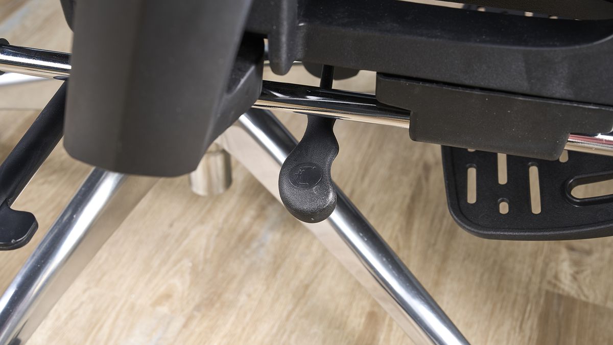 The Boulies EP460 office chair
