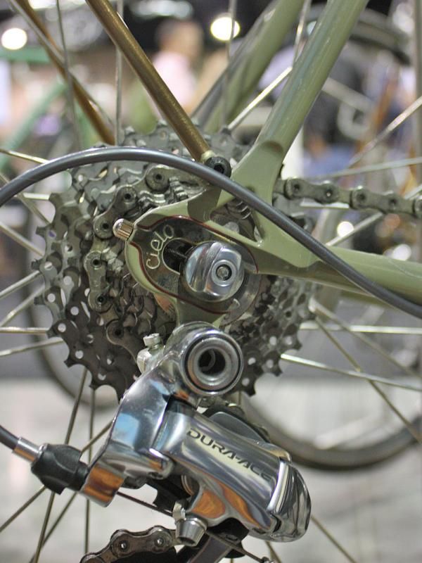 Polished stainless steel dropouts are used front and rear.