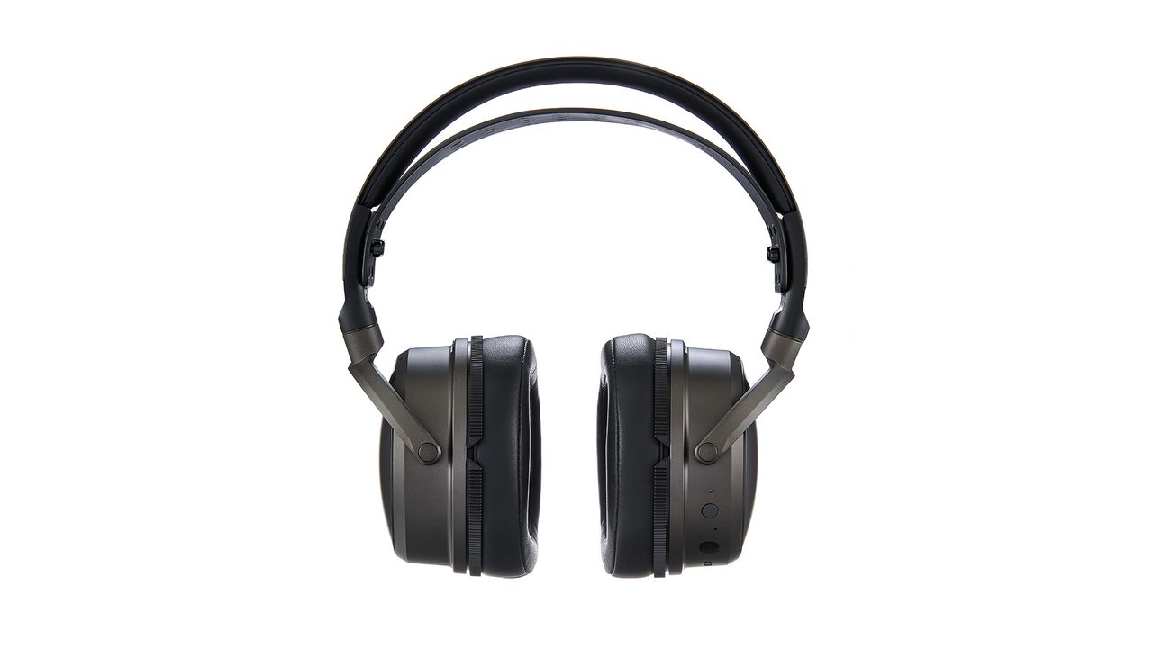 The Audeze Maxwell 2.