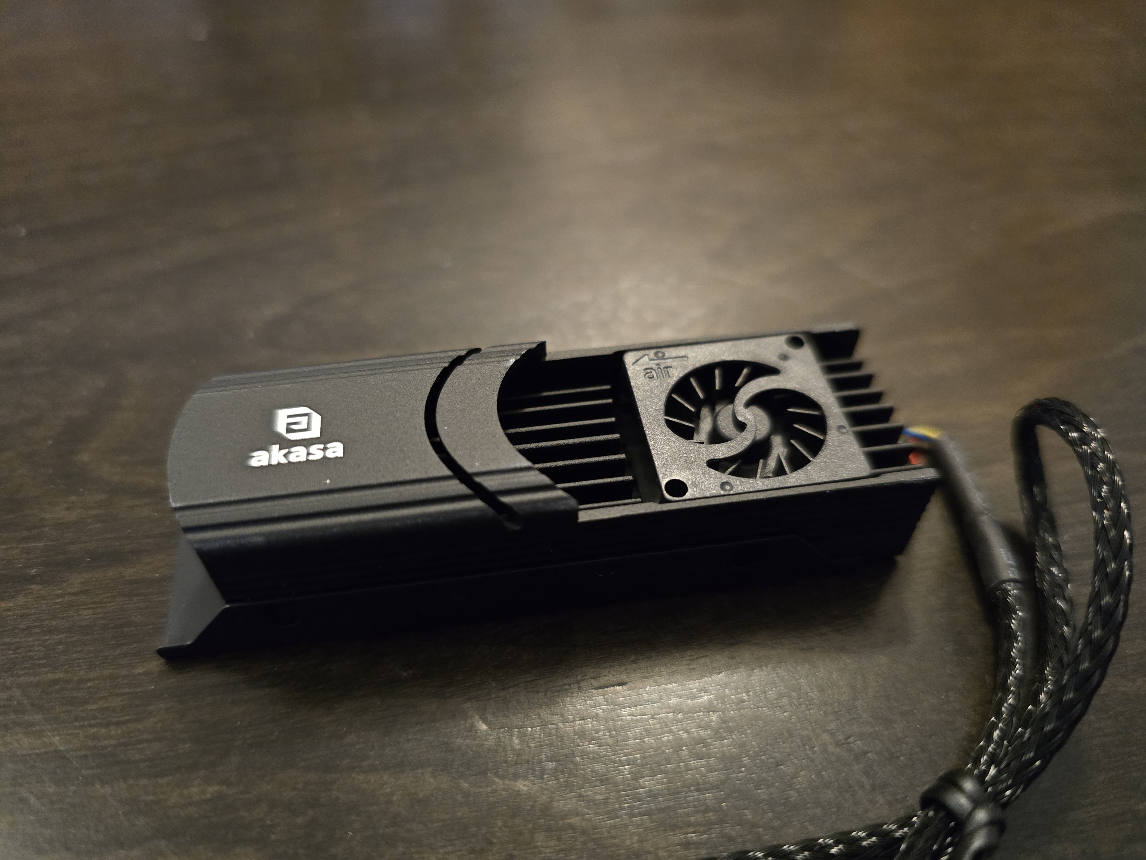 Samsung 990 Pro SSD cooling