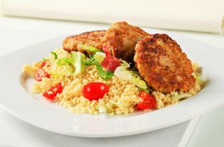 Slimming World's curried lentil burgers