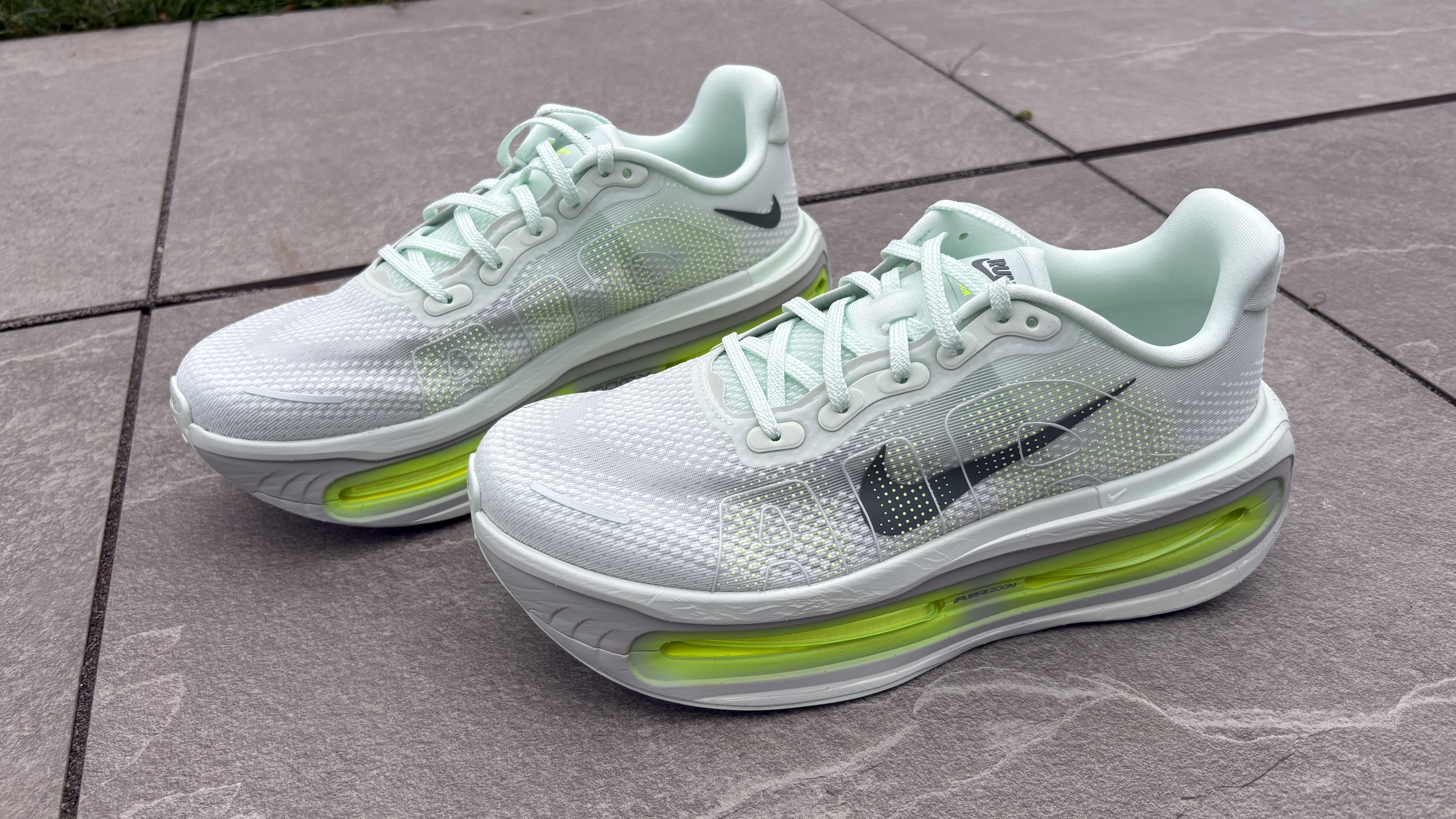 Nike Vomero Premium running shoes