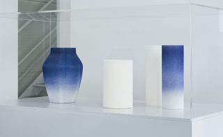 Arita are manifested in his refined vases