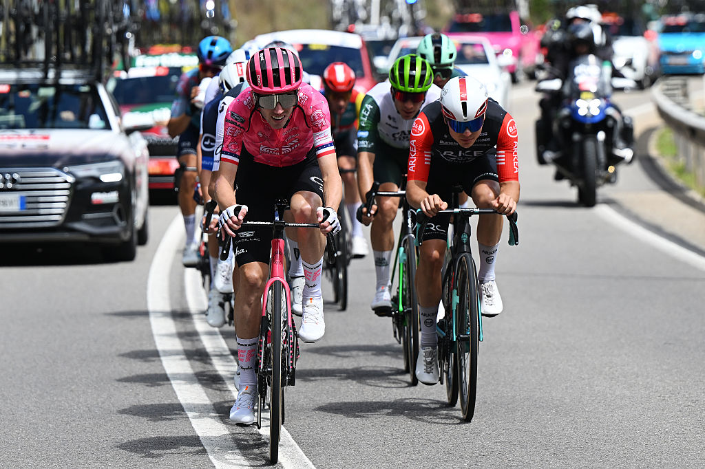 CERLER. HUESCA LA MAGIA, SPAIN - AUGUST 29: (L-R) Sean Quinn of The United States and Team EF Education - EasyPost and Raul Garcia Pierna of Spain and Team Arkea - B&amp;amp;B Hotels compete in the breakaway during the La Vuelta - 80th Tour of Spain 2025, Stage 7 a 188km stage from Andorra la Vella to Cerler. Huesca La Magia 1910m / #UCIWT / on August 29, 2025 in Cerler. Huesca La Magia, Spain. (Photo by Dario Belingheri/Getty Images)