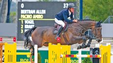 1. Platz Bertram Allen IRL mit seinem Pferd Pacino Amiro , S2: Medium Tour, CSI3*: Fehler und Zeit , 1,45m , Aachen International Jumping, Reitturnier Aachener Soers, CHIO Gel&radic;?&not;&cent;&radic;&cent;&not;?&not;&uml;&radic;?&not;&infin;nde, Springturnier im Deutsche Bank Stadion in der Aachener Soers, 04.-06.09.2020, - *** 1 place Bertram Allen IRL with his horse Pacino Amiro, S2 Medium Tour, CSI3 faults and time, 1,45m, Aachen International Jumping, Reitturnier Aachener Soers, CHIO Terrain, Jumping Tournament in the Deutsche Bank Stadium at the Aachener Soers, 04 06 09 2020,.