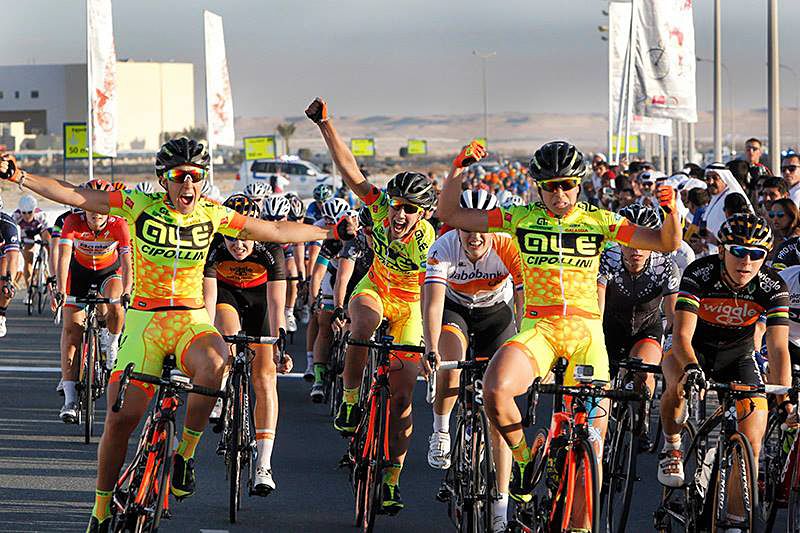 Al&eacute;-Cipollini riders dominate stage 1 sprint in Ladies Tour of Qatar