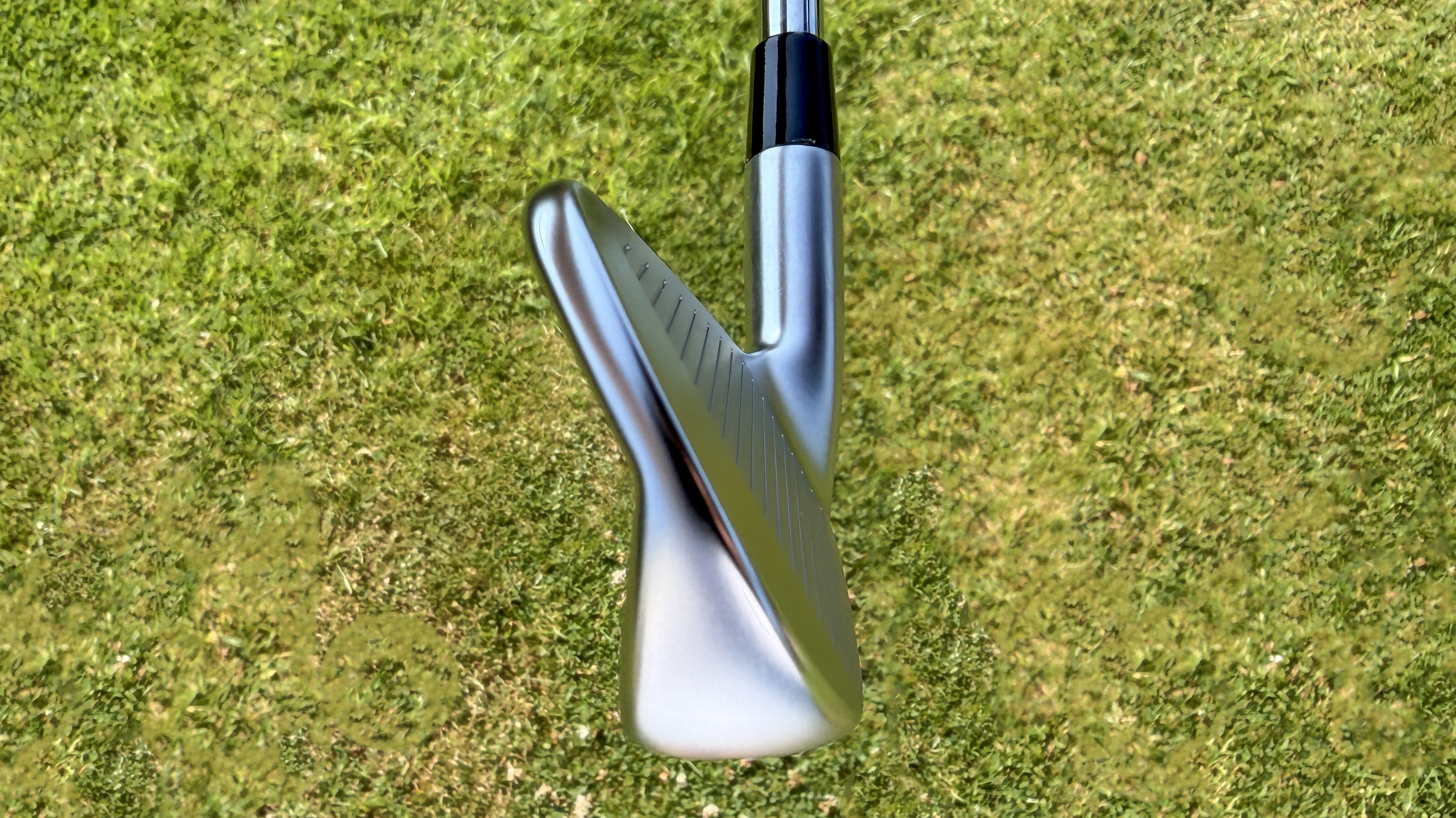Photo of the Maxfli XC1 iron