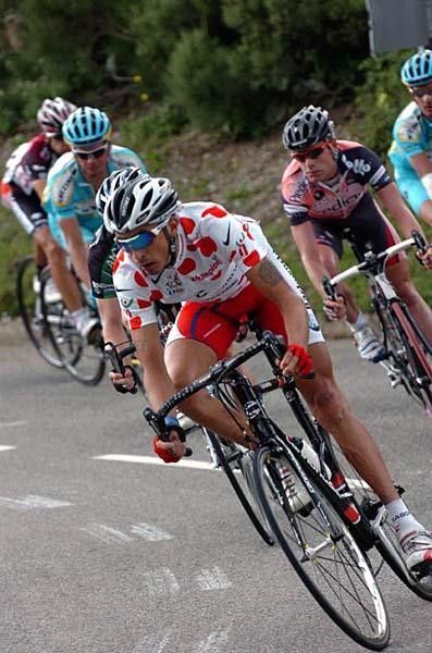 Mauricio Soler (Barloworld) on the downhill. He added more red points to his jersey.