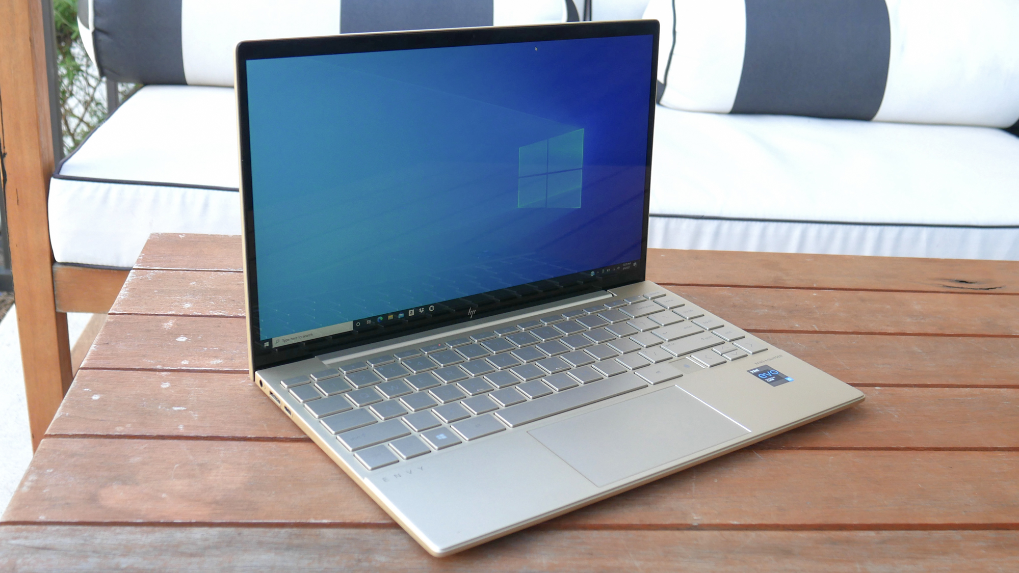 HP Envy 13 (2021) review Mag