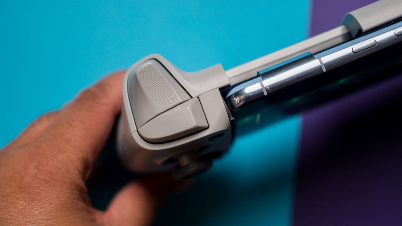 GameSir G8 Galileo triggers