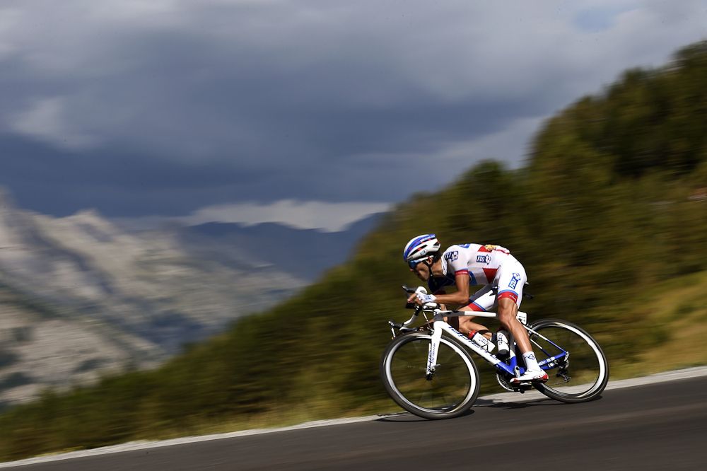 Thibaut Pinot descends during stage 17.