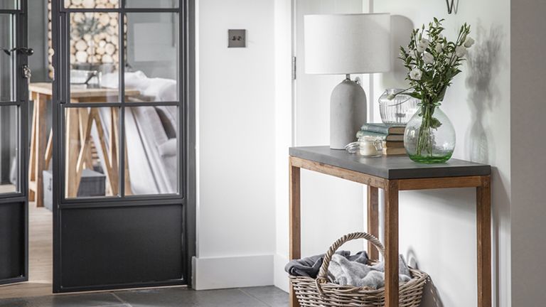 23 Hallway Lighting Ideas Stylish Ways Brighten Your Real Homes 23 Hallway Lighting Ideas Stylish, Small Console Table Lights