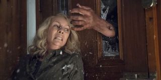 Jamie Lee Curtis fights Michael Myers in Halloween